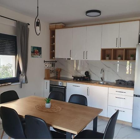Apartmani Zlata Sveti Filip i Jakov Eksteriør bilde