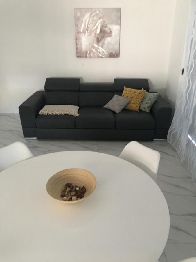 Apartmani Zlata Sveti Filip i Jakov Eksteriør bilde